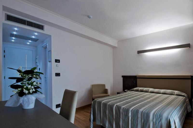 Hotel Sporting San Benedetto del Tronto Szoba fotó
